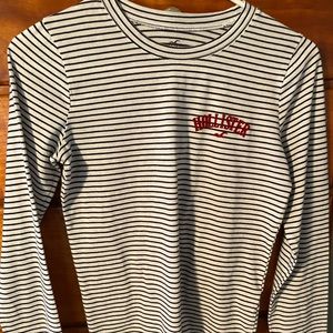 Women’s Long Sleeve Hollister Shirt